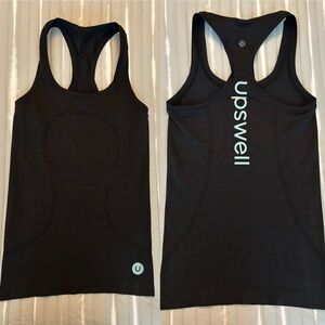 Lululemon Swiftly Tech Racerback Tank 2.0 Size 2 Black Upswell Logo